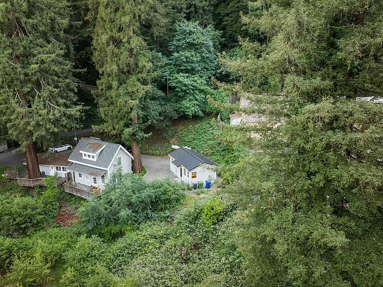 9550 Old County Rd — Photo 18