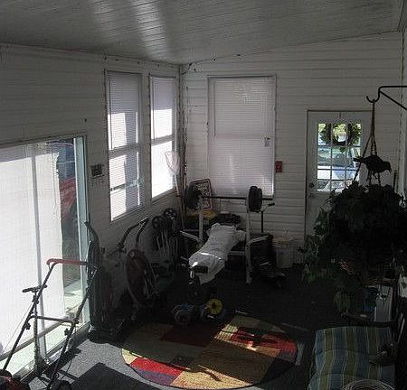 4th image of 443 Impala Dr