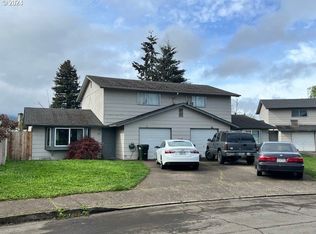 4075 Southway Loop, Springfield, OR 97478