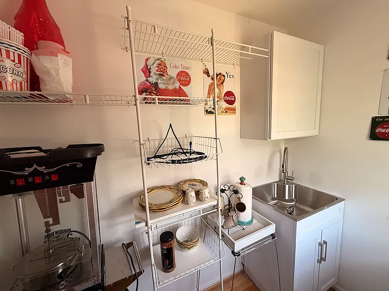 6339 Alderman Dr — Photo 31