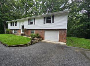 905 Flavia Ct, Prince Frederick, MD 20678