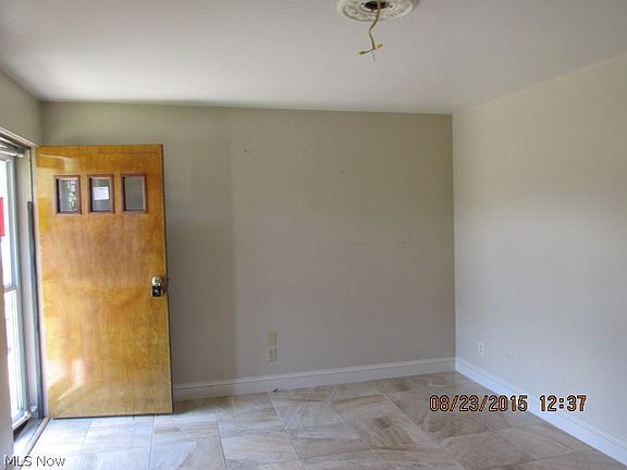 3rd image of 613 Titus Street Ext