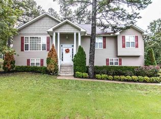 332 Christina Ln, Poplar Bluff, MO 63901