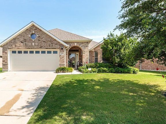 2nd image of 225 Shadybrook Dr