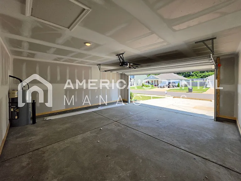 213 Koslin Loop — Photo 16