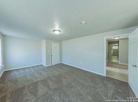 4th image of 745 S San Bernardo Ave