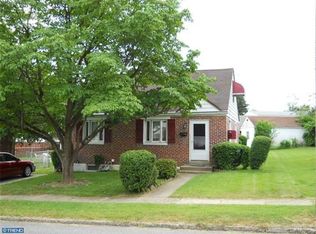 306 McKinley Ave, Norwood, PA 19074