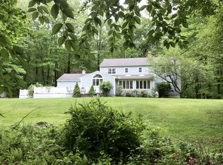 111 Minuteman Rd, Ridgefield, CT 06877