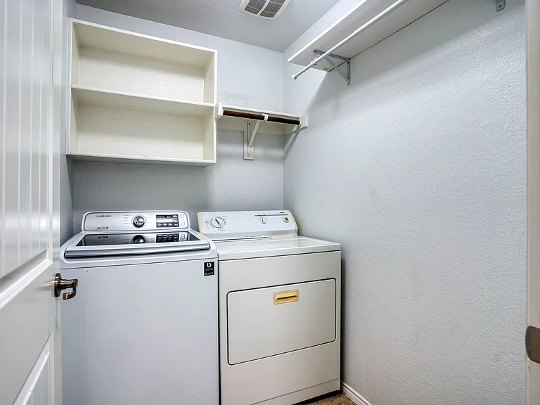 11720 Champion Creek Dr — Photo 21