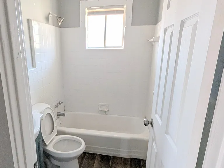 696 Hill St #8 — Photo 10