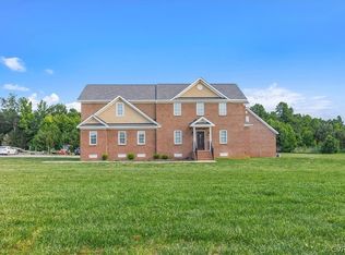 15550 Greenbriar Blvd, Disputanta, VA 23842
