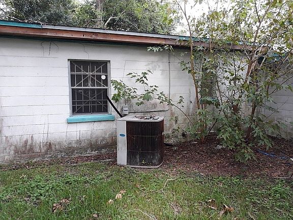 3rd image of 5724 Lippia Ct
