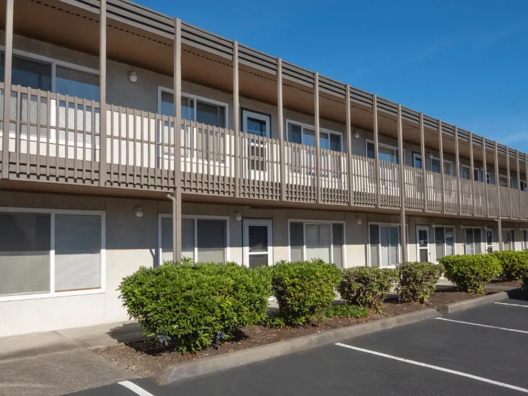 Explore Palisades Apartments