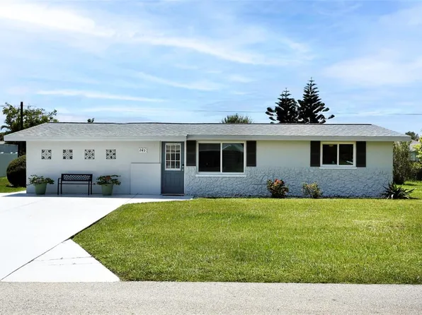 843 E 6th St, Englewood, FL 34223