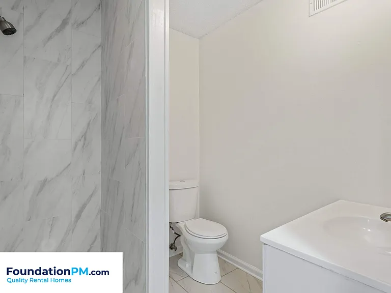 3749 Rhea Ave — Photo 16
