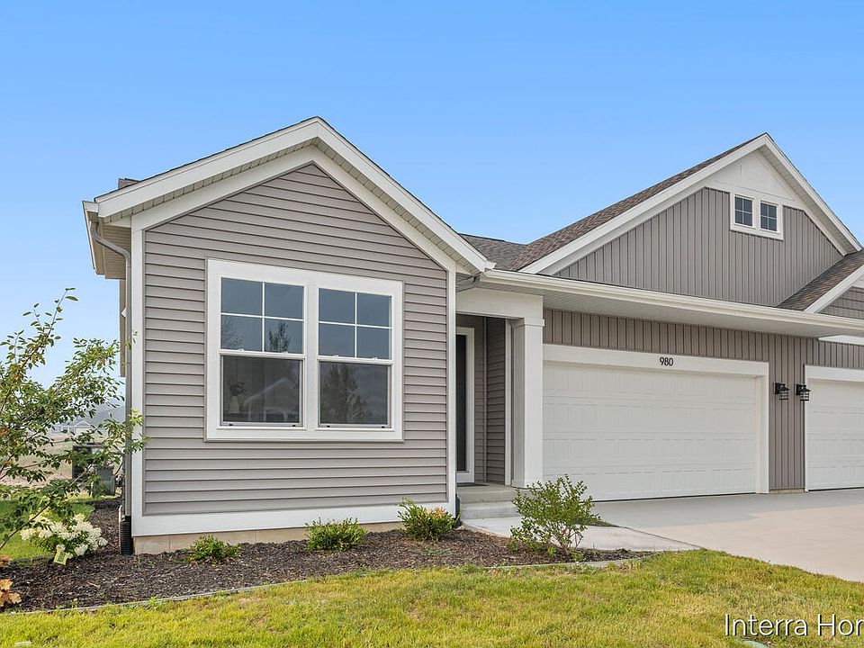 1st image of 980 Scioto Dr NW #4