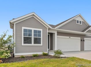 980 Scioto Dr NW #4, Comstock Park, MI 49321