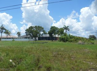 2847 Embers Pkwy W, Cape Coral, FL 33993