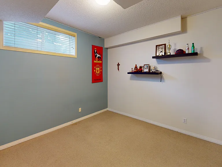 23 Chapala Close SE — Photo 50
