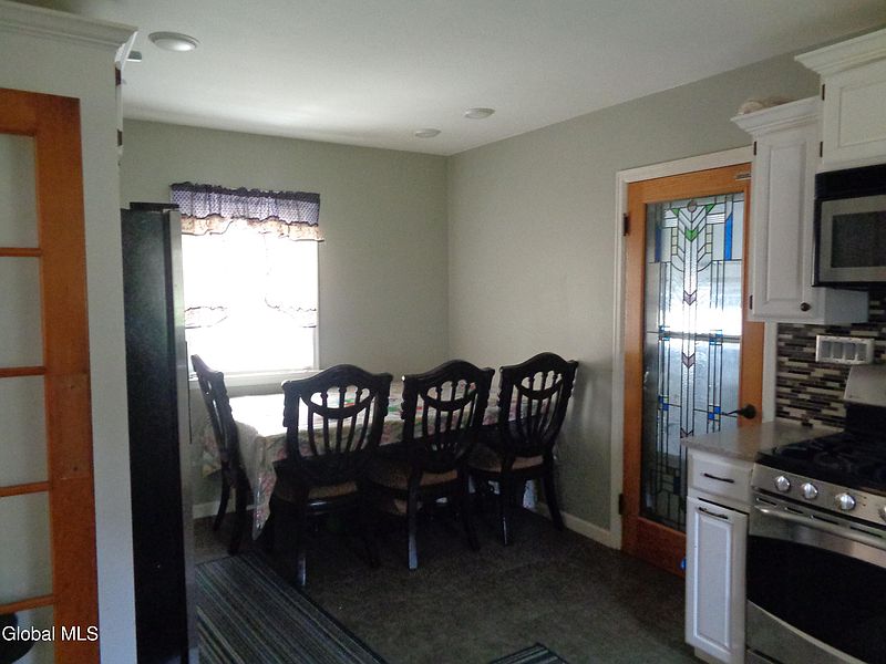 4th image of 455 Wallace Road
