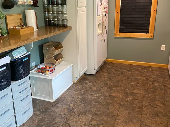 110 Meadowbrook Rd, Carlisle, PA 17015