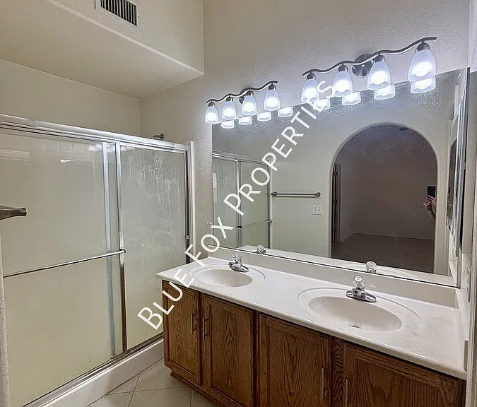9712 E Paseo Juan Tabo — Photo 13