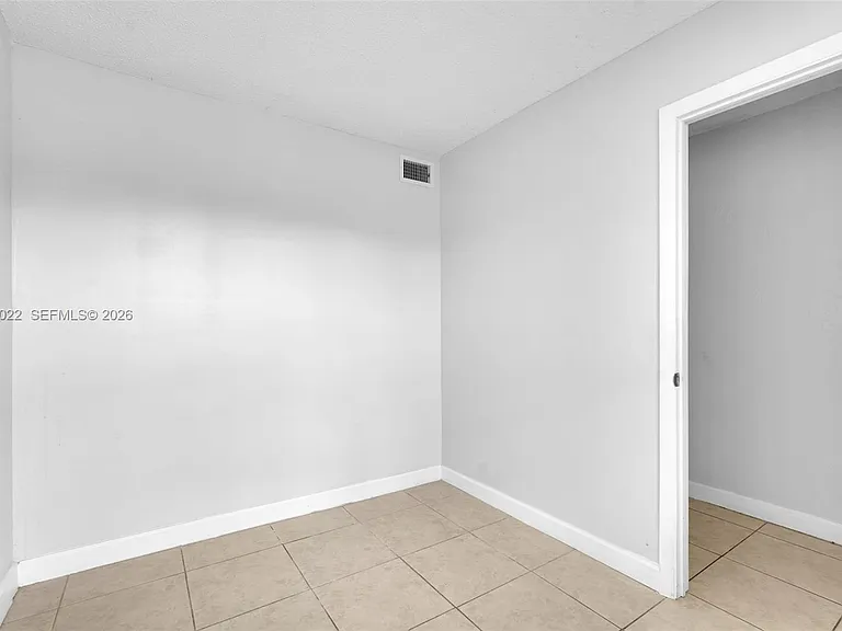 400 NW 65th Ave #213 — Photo 4