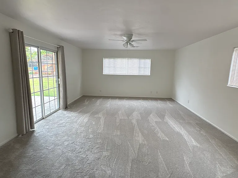 316 Cambridge Dr — Photo 16