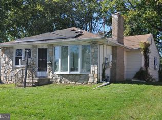 331 7th Ave, Folsom, PA 19033