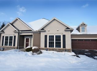 47 Samanthas Way, Pittsford, NY 14534