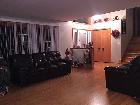 2nd image of 14866 S Carlton Ln