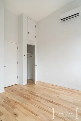 Rented by Grand & Co. | media 7