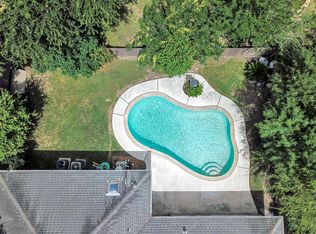 1627 Aspen Grove Dr, Houston, TX 77077