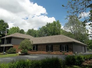 5026 S Sycamore Ave, Springfield, MO 65810
