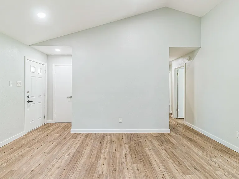 1801 Verbena Way — Photo 17