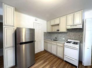 196-36 50th Ave #BM10, Fresh Meadows, NY 11365