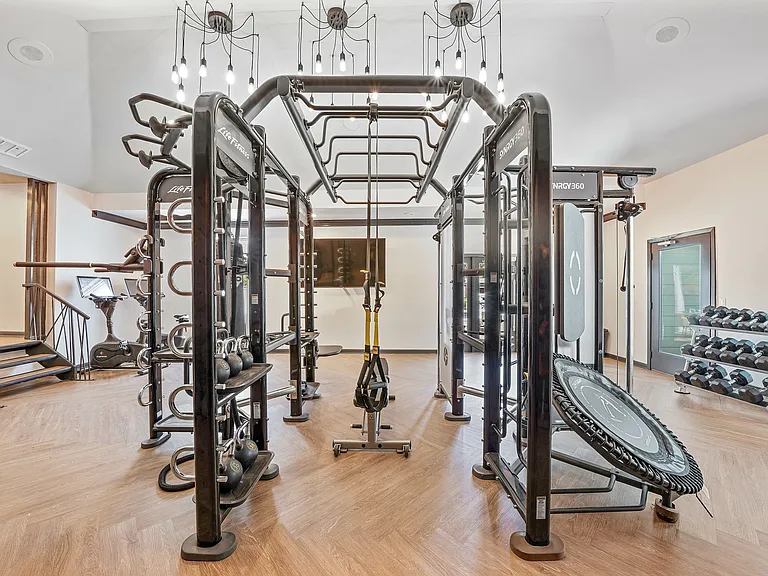 Interior-Fitness-Center
