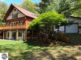1518 Birch St, Frankfort, MI 49635
