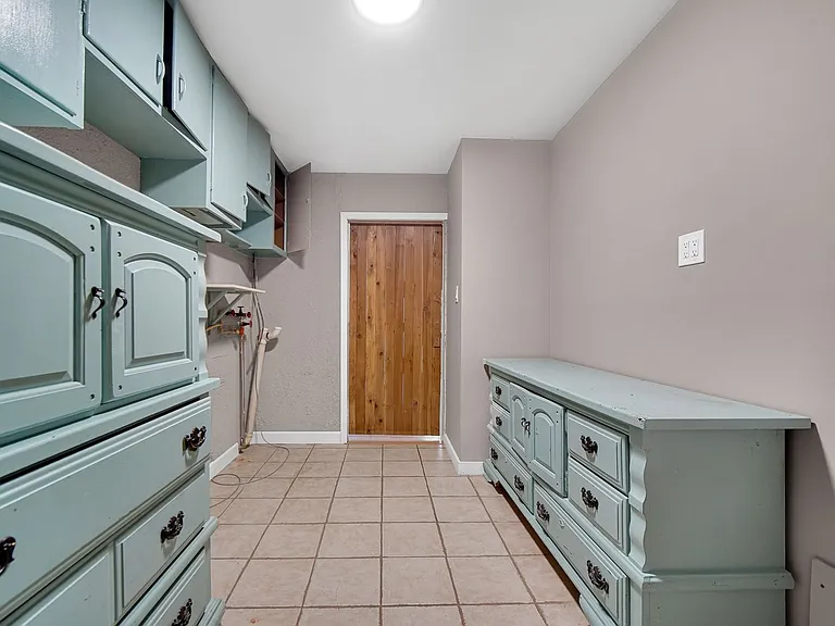 6410 Grand Ave — Photo 12