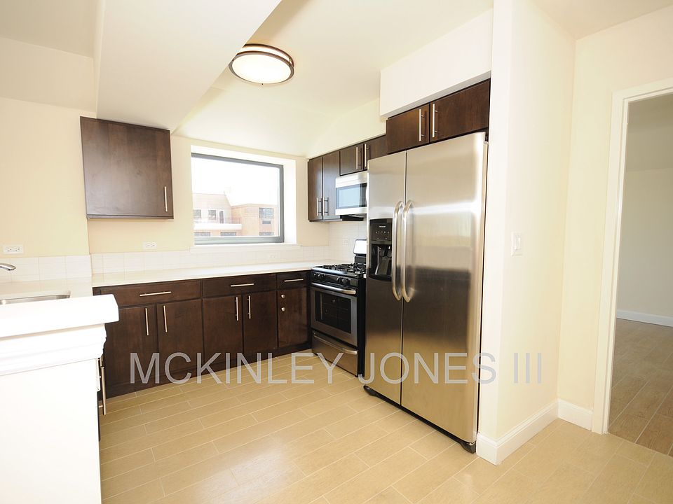 1st image of 393 Lefferts Ave APT 3E