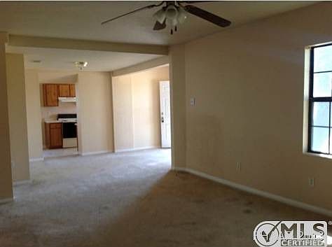 3rd image of 910 W B Ave