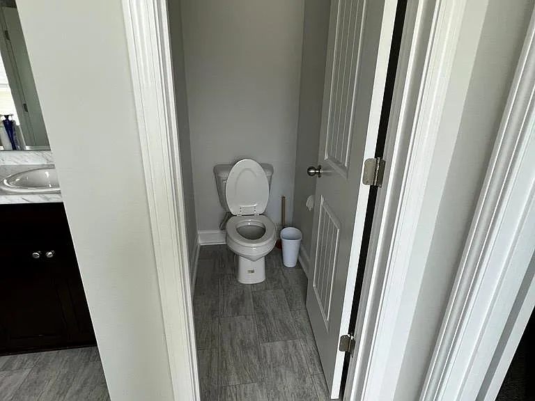 423 Fairview Cir — Photo 23