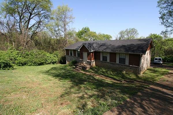 1st image of 545 Moncrief Ave