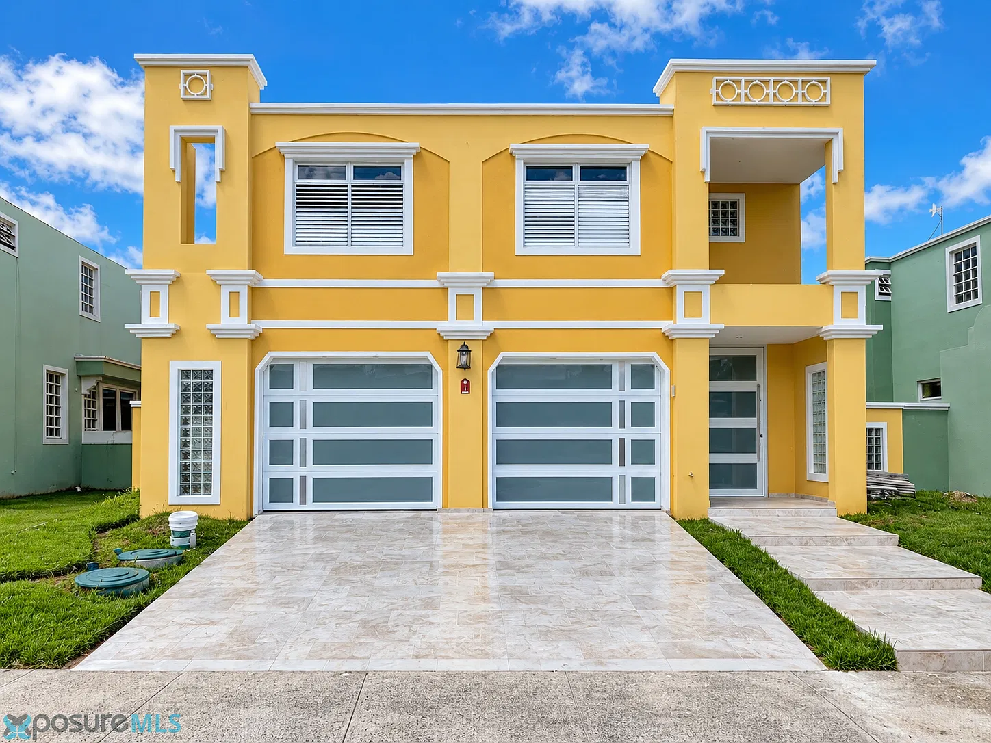 3 bed, 3.5 bath, 2500 sqft, $3,000 — Photo 1