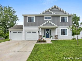 507 Hill Valley Ln, Sparta, MI 49345