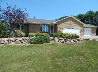 47104 259th St, Sioux Falls, SD 57107