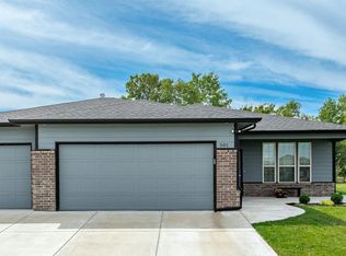 501 Sweetwater Rd, Maize, KS 67101