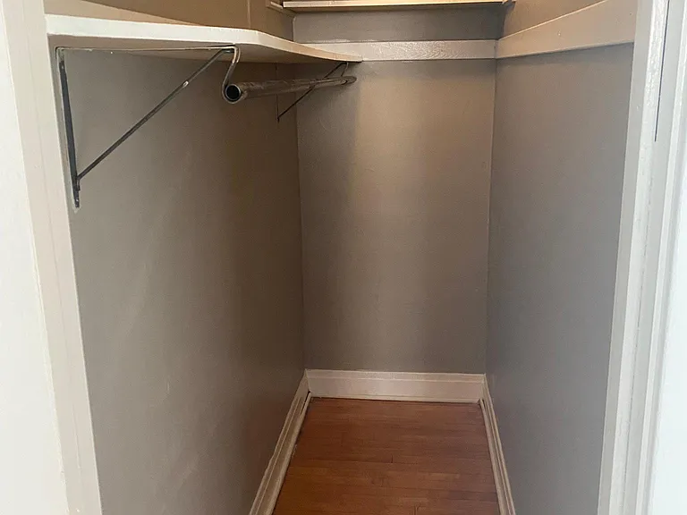 8512 S Muskegon Ave #2 — Photo 5