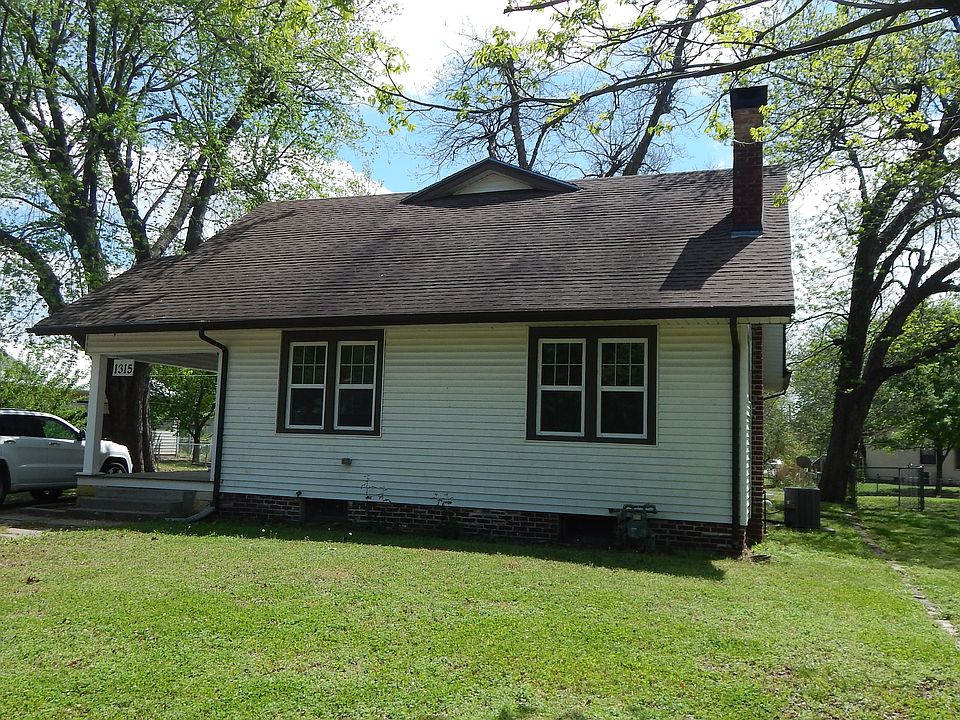 1st image of 1315 E 12th Ave