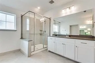 12912 Leopold Trl — Photo 10